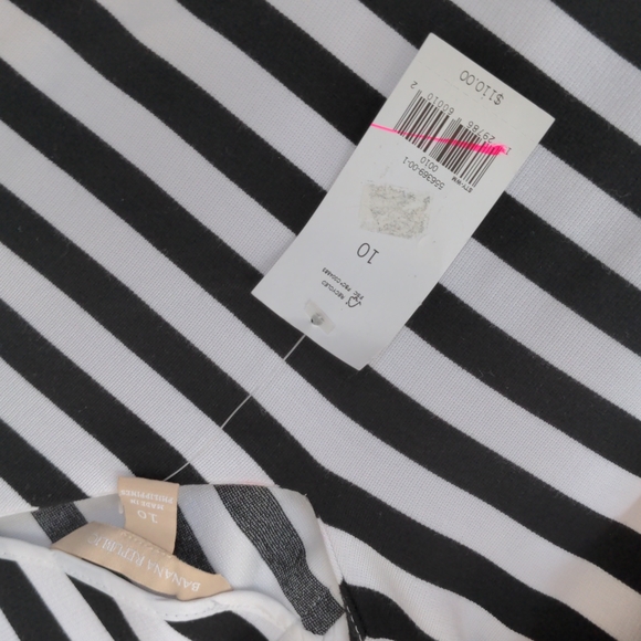 NWT Banana Republic Dress - Picture 3 of 6